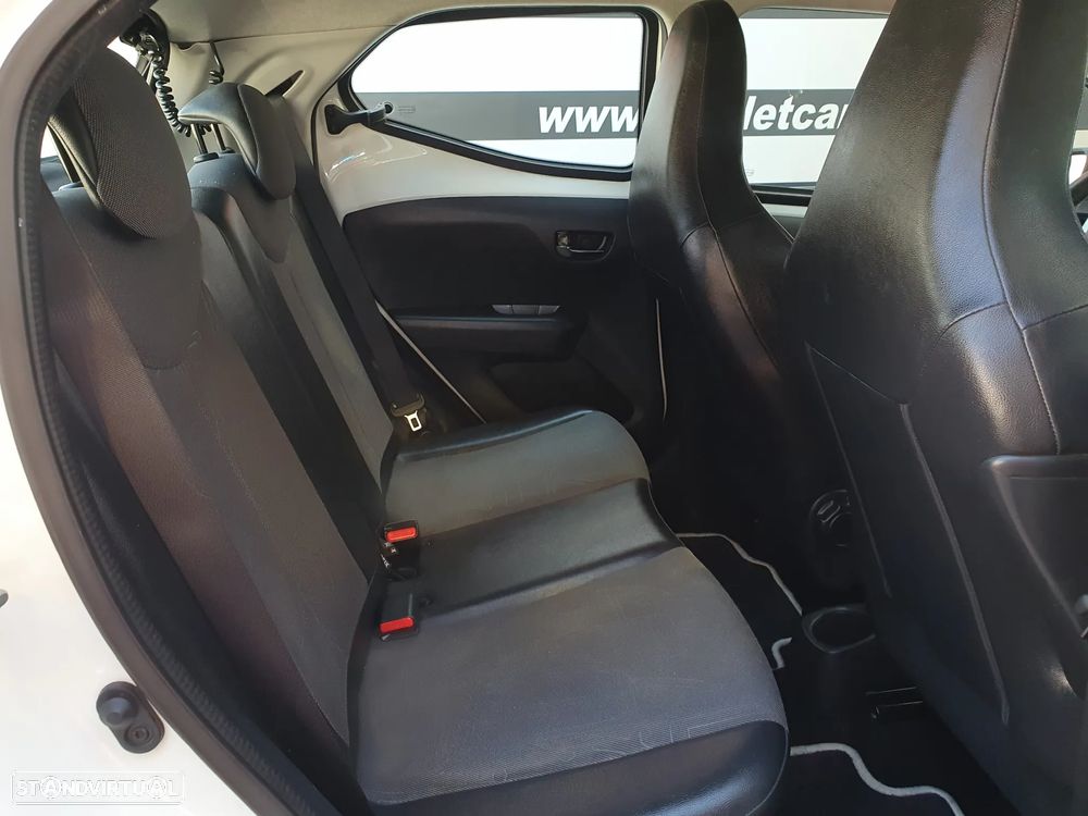 Toyota Aygo 1.0 X-Play+AC+X-Touch - 5