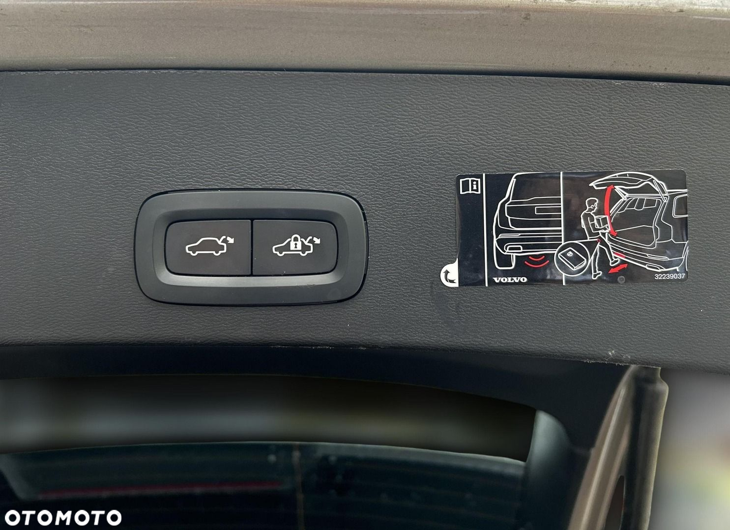 Volvo XC 40 - 23