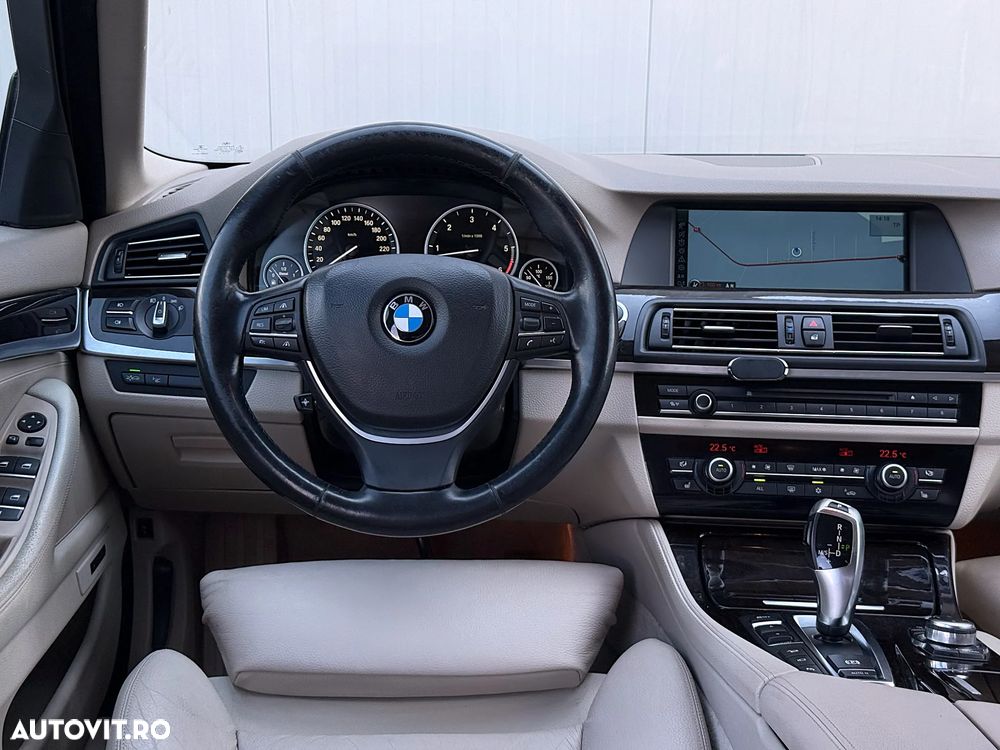 BMW Seria 5 535d xDrive Aut. - 29