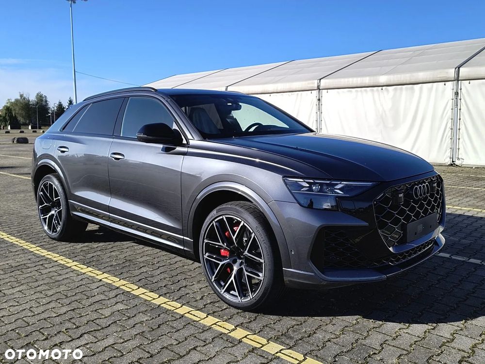 Audi RS Q8 - 2