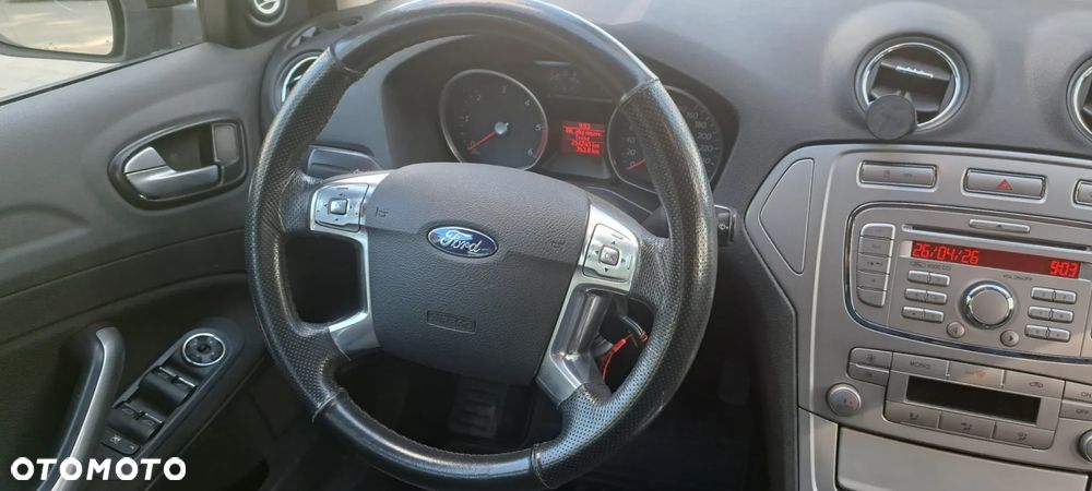 Ford Mondeo 1.8 TDCi Trend - 10