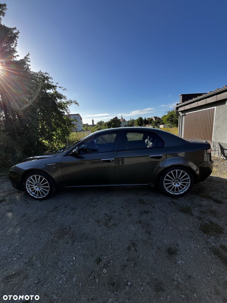 Alfa Romeo 159 - 6
