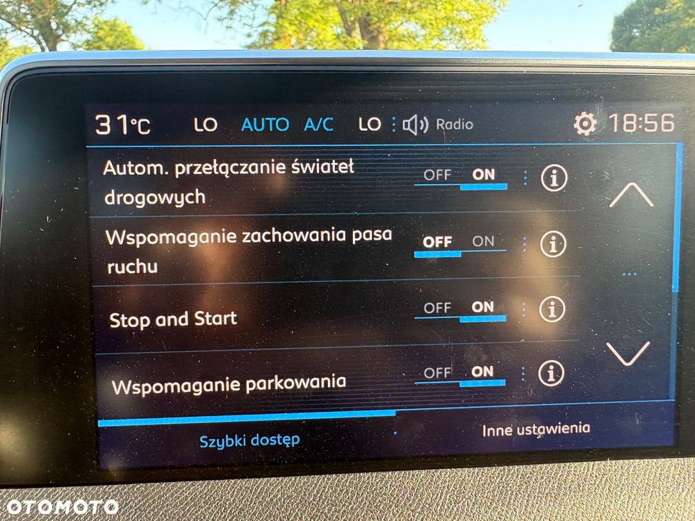 Peugeot 5008 1.6 BlueHDI Allure S&S EAT6 - 21