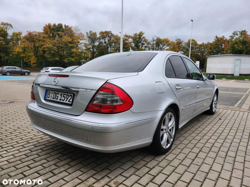 Mercedes-Benz Klasa E - 7