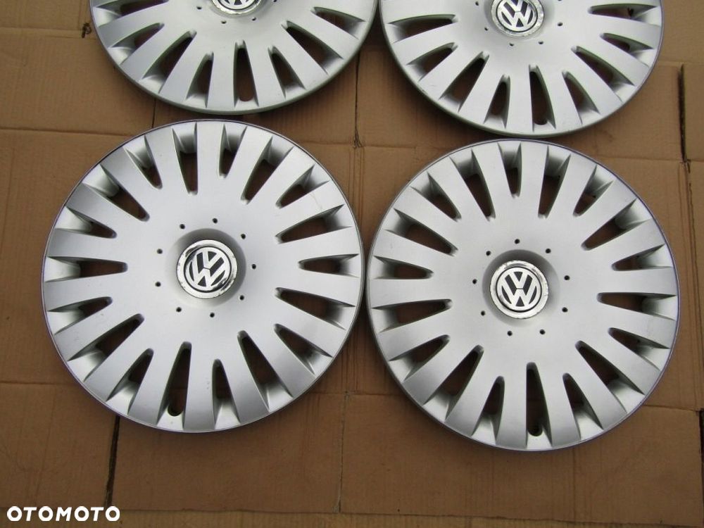 4x Kołpaki 16 VW Golf V VI VII VIII Jetta Caddy Eos Touran Passat B5 B6 B7 - 4