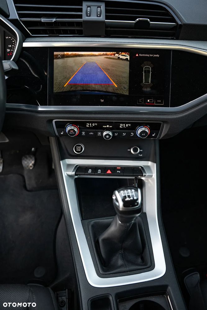 Audi Q3 35 TFSI S-Line - 18