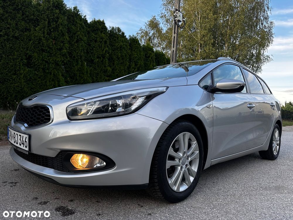 Kia Ceed 1.6 GDI Fifa World Cup Edition - 8