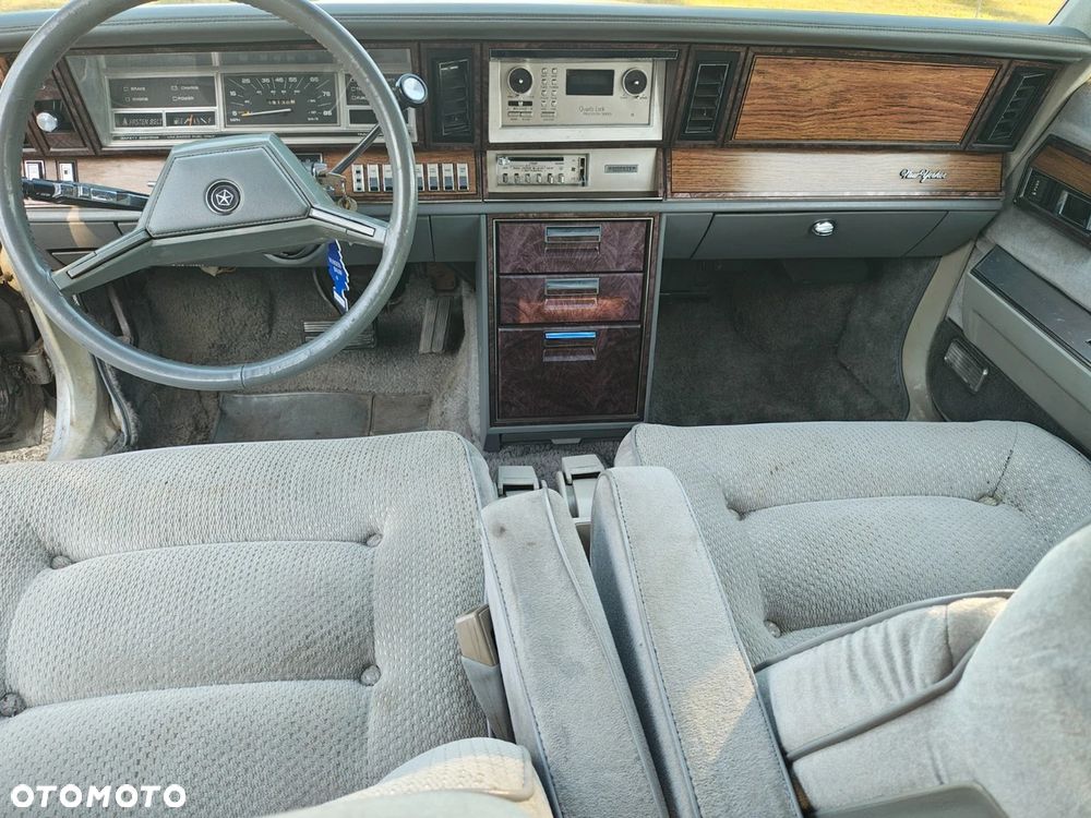 Chrysler New Yorker - 4