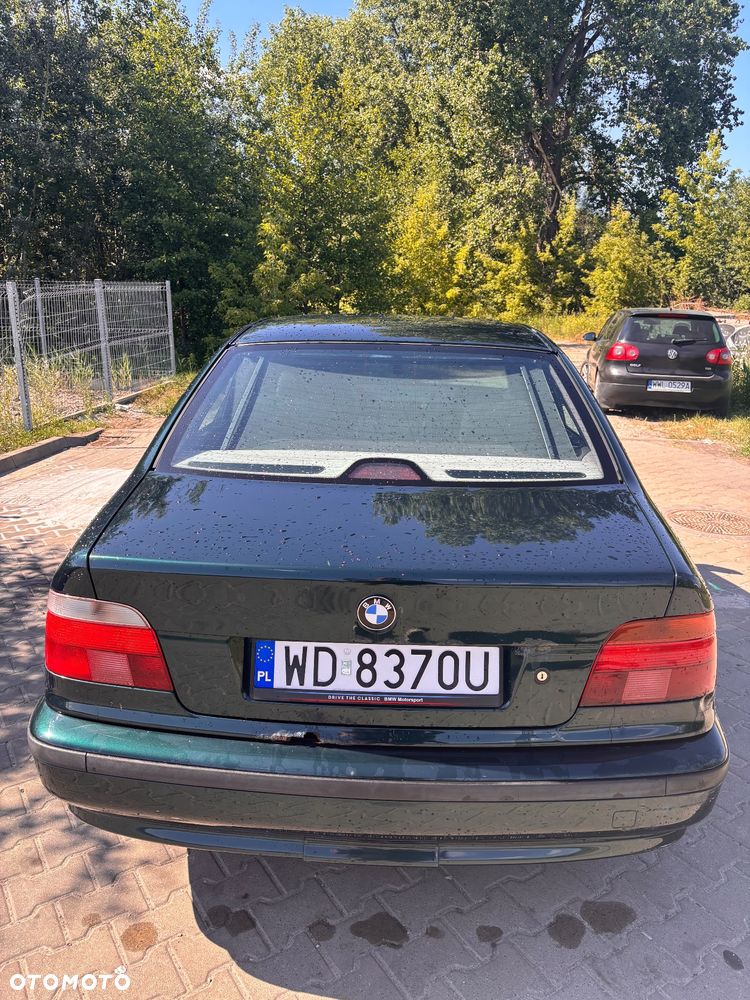 BMW Seria 5 520i - 5