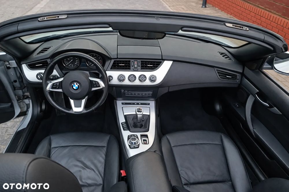 BMW Z4 23i sDrive - 13