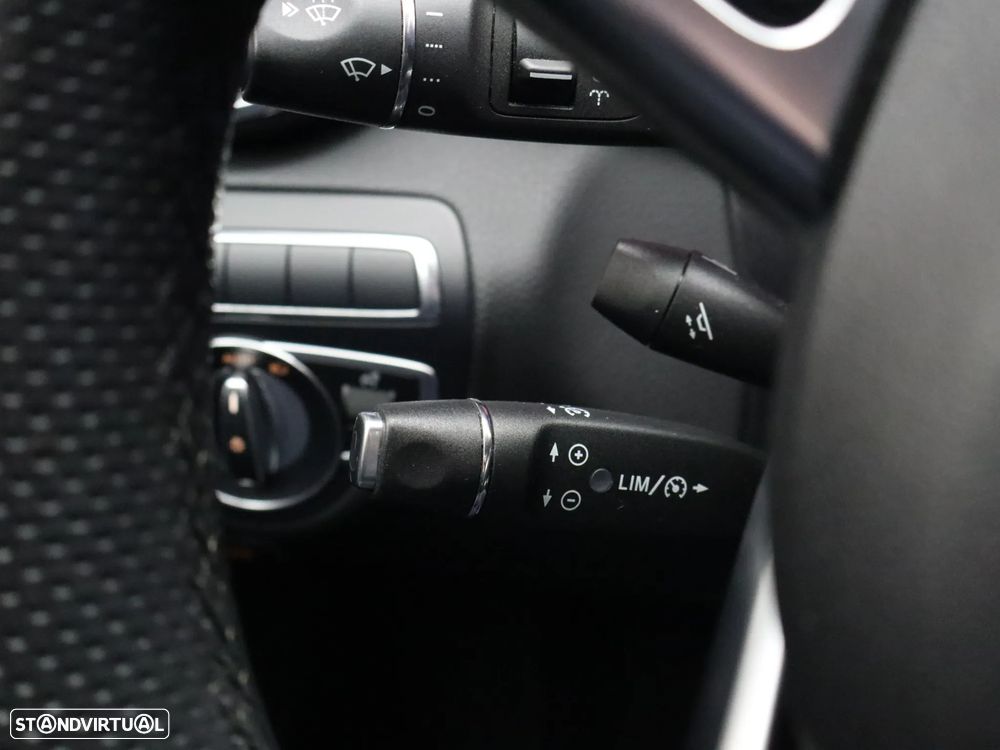 Mercedes-Benz C 350 e T 7G-TRONIC AMG Line - 22