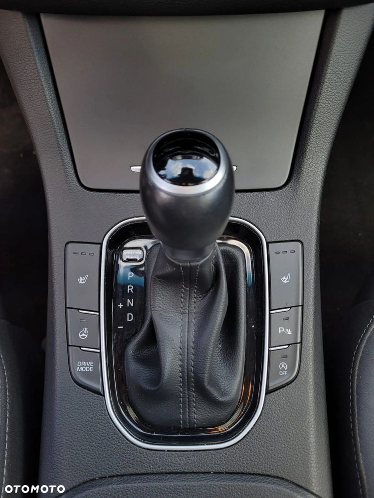 Hyundai i30 Kombi 1.4 T-GDI DCT Premium - 9