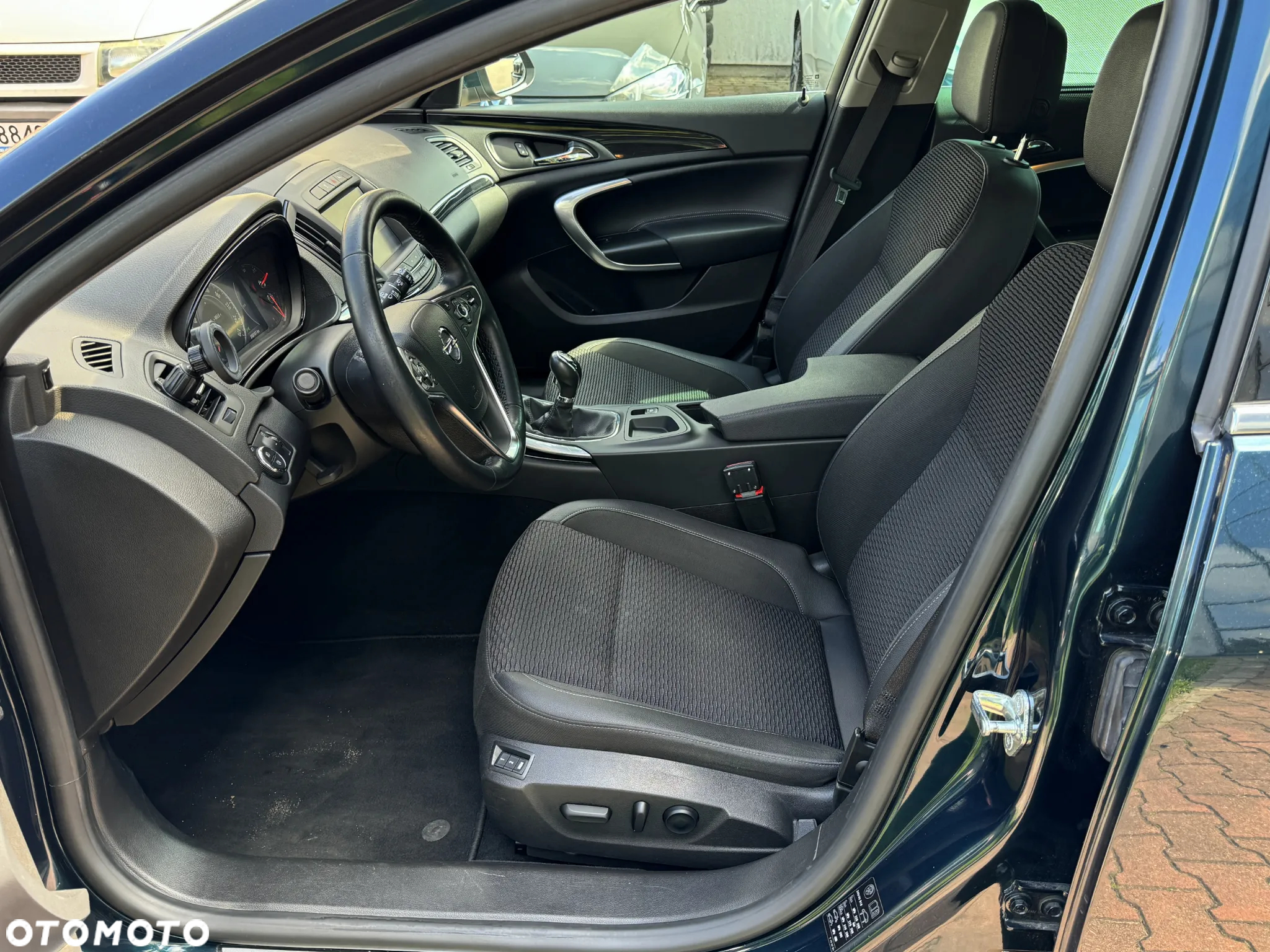 Opel Insignia 2.0 CDTI Cosmo S&S - 21