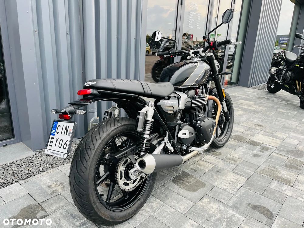 Triumph Speed Twin - 4