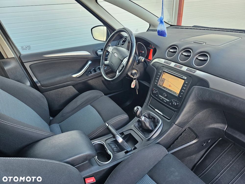 Ford S-Max 1.6 TDCi DPF Trend - 32