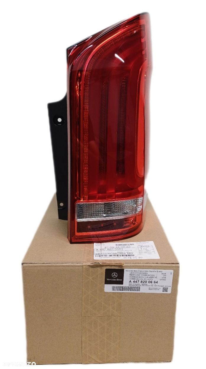 LAMPA TYLNA PRAWA LED MERCEDES V-KLASA 447 VITO - 1