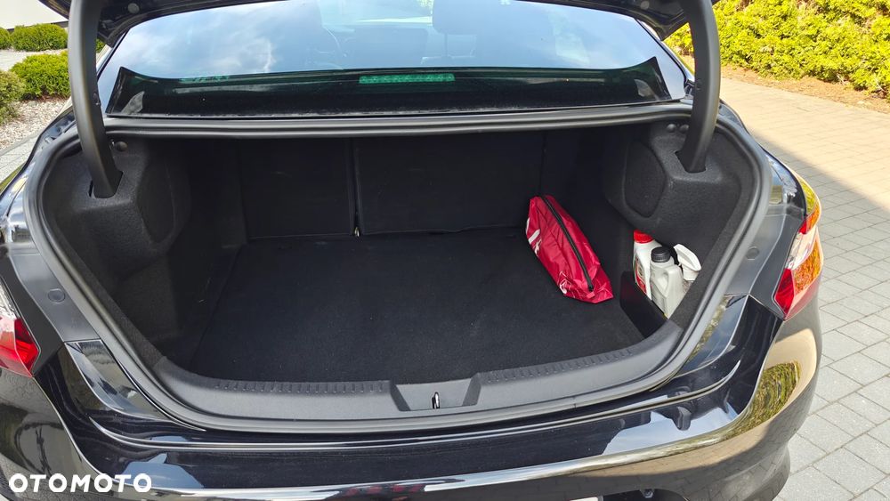 Renault Megane 1.3 TCe FAP Intens EDC - 32