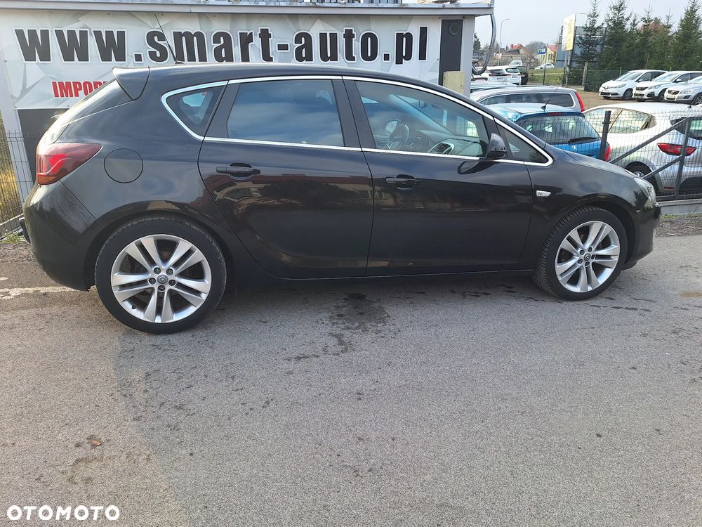 Opel Astra 1.4 Turbo Cosmo - 8