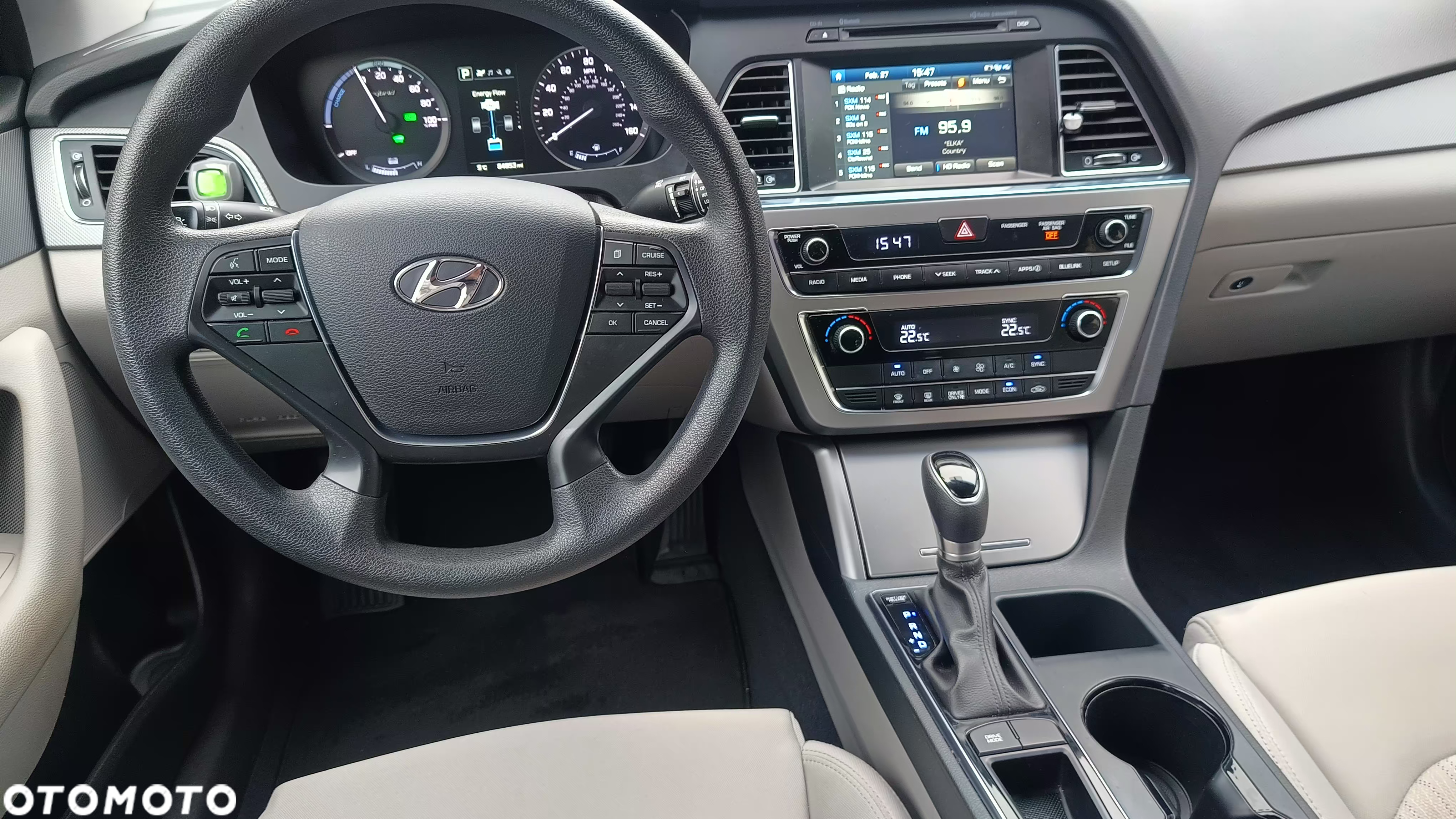 Hyundai Sonata - 25