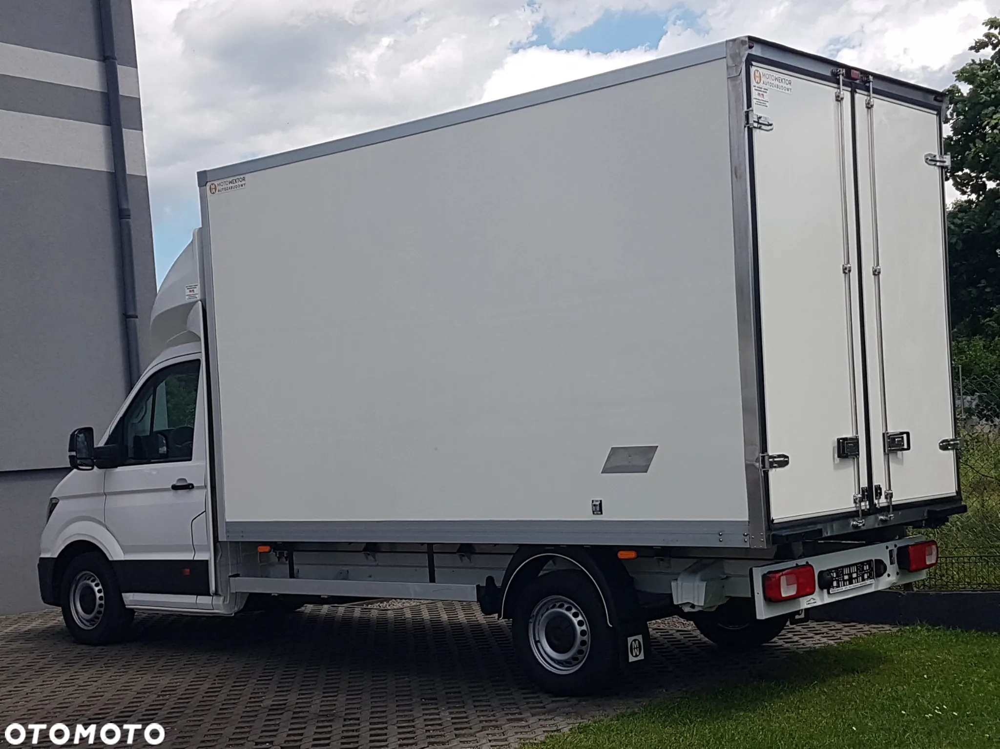 Volkswagen CRAFTER 8 EP KONTENER 4,10x2,15x2,32 KLIMA 2,0 TDI KRAJOWY DMC 3500 KG - 3