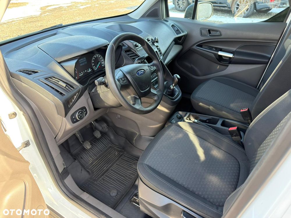 Ford Transit Connect - 9
