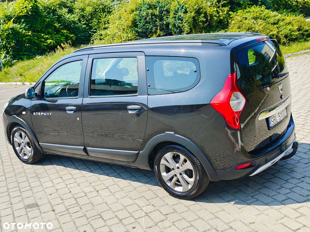 Dacia Lodgy TCe 115 Stepway - 19