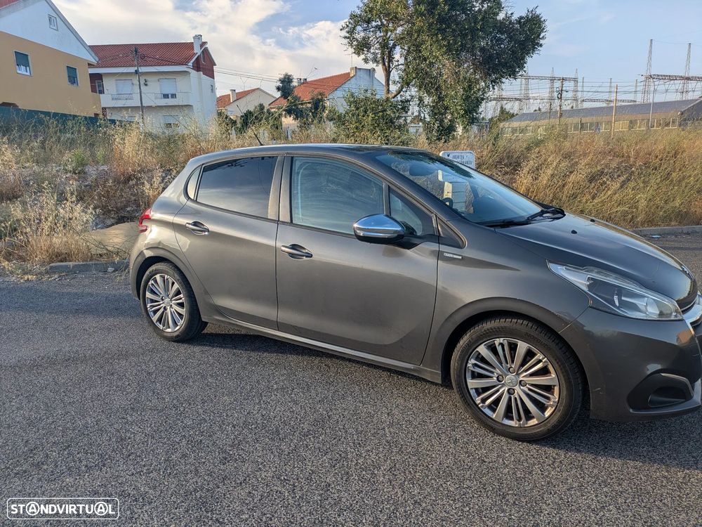 Peugeot 208 1.2 PureTech Style - 3