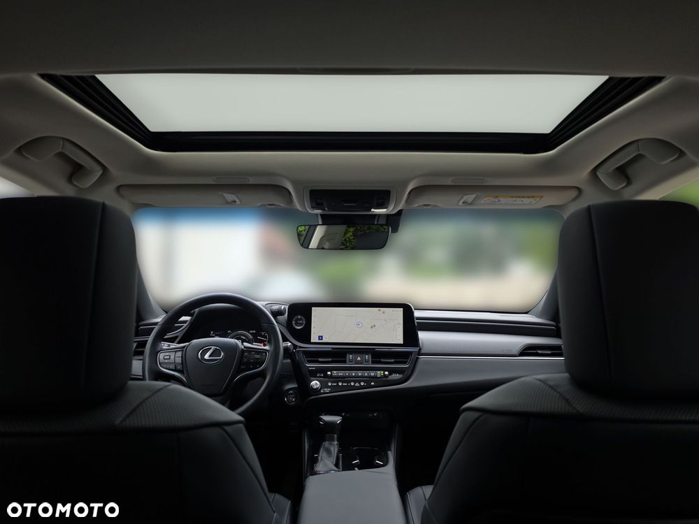 Lexus ES 300h Business Edition - 22