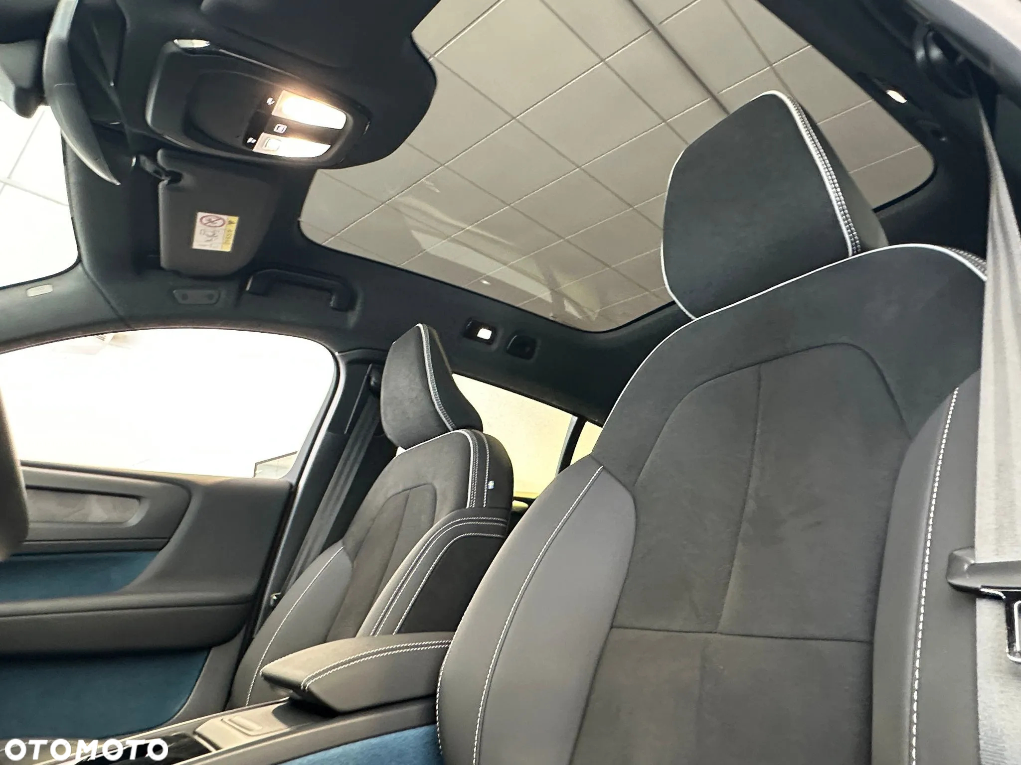 Volvo C40 - 18