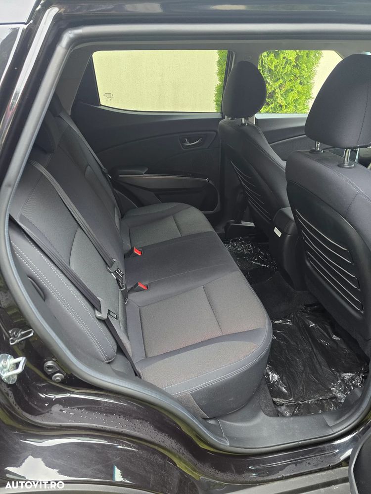 SsangYong Tivoli Grand - 17