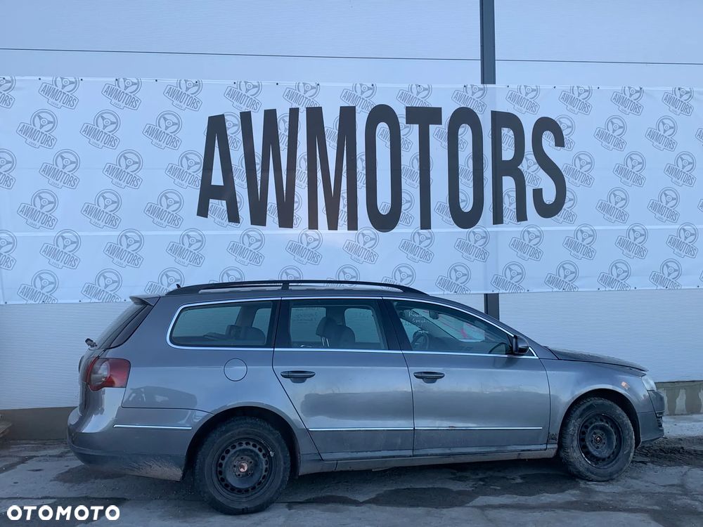 VOLKSWAGEN PASSAT 2006 *SAMOCHÓD NA CZĘŚCI* 3386 MASKA, LAMPA, DRZWI, LUSTERKO, ZDERZAK, GRILL, BŁOTNIK, KLAPA, BELKA, DESKA, FOTELE, KANAPA, ĆWIARTKA KIEROWNICA, TARCZE, ZACISKI, ZAWIESZENIE, KOMPLETNY PRZÓD, KOMPLETNY TYŁ, LICZNIK, ZEGARY, PRAWE LEWE PRZÓD TYŁ - 1