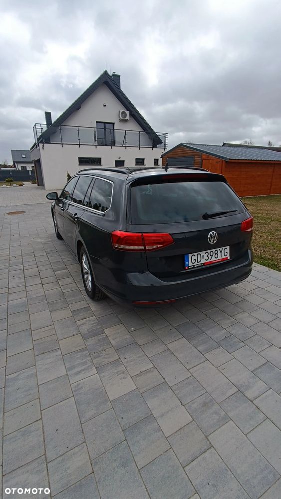 Volkswagen Passat - 14