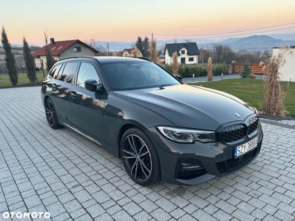 BMW Seria 3 330d xDrive M Sport sport - 3