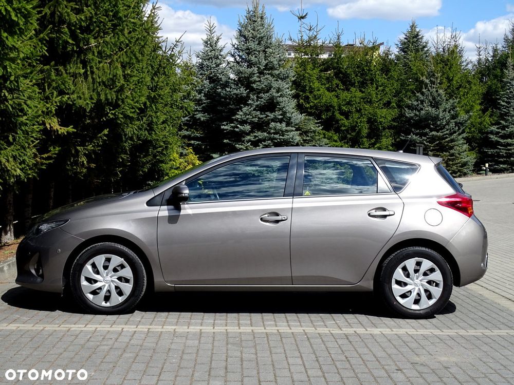 Toyota Auris 1.6 Executive - 5