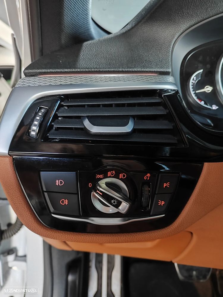 BMW 530 e iPerformance Pack M - 25