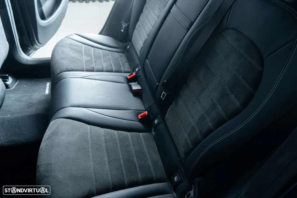 Mercedes-Benz GLC 300 e 4Matic - 12