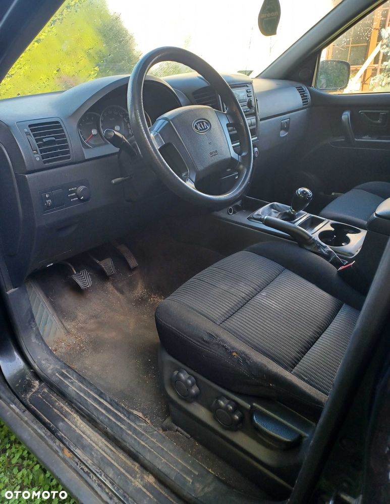 Kia Sorento - 4