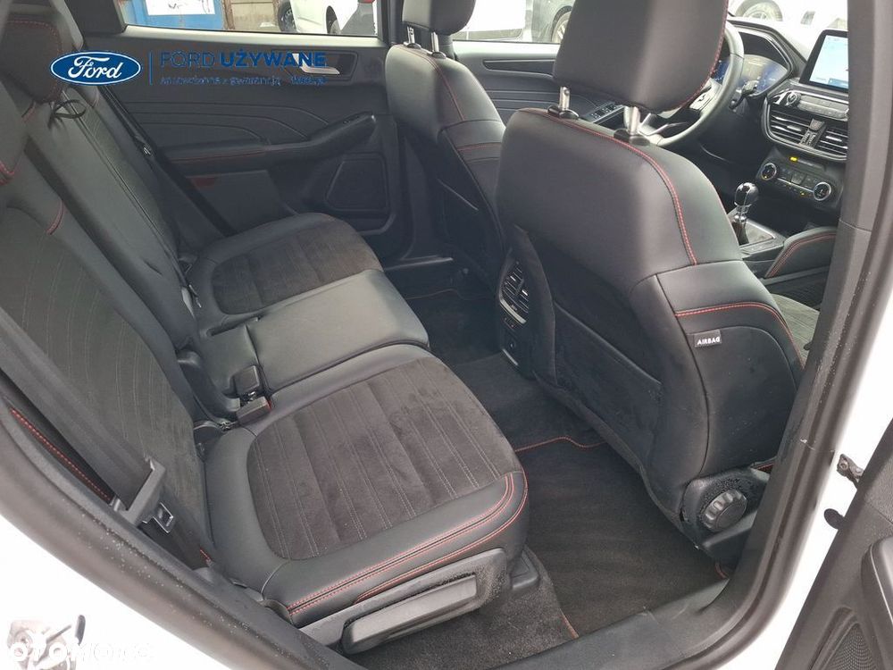 Ford Kuga 1.5 EcoBoost FWD ST-Line X - 8