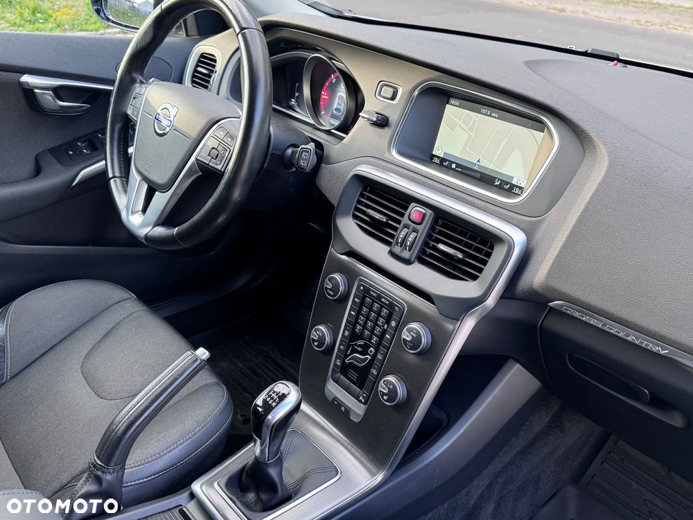 Volvo V40 D3 Inscription - 34