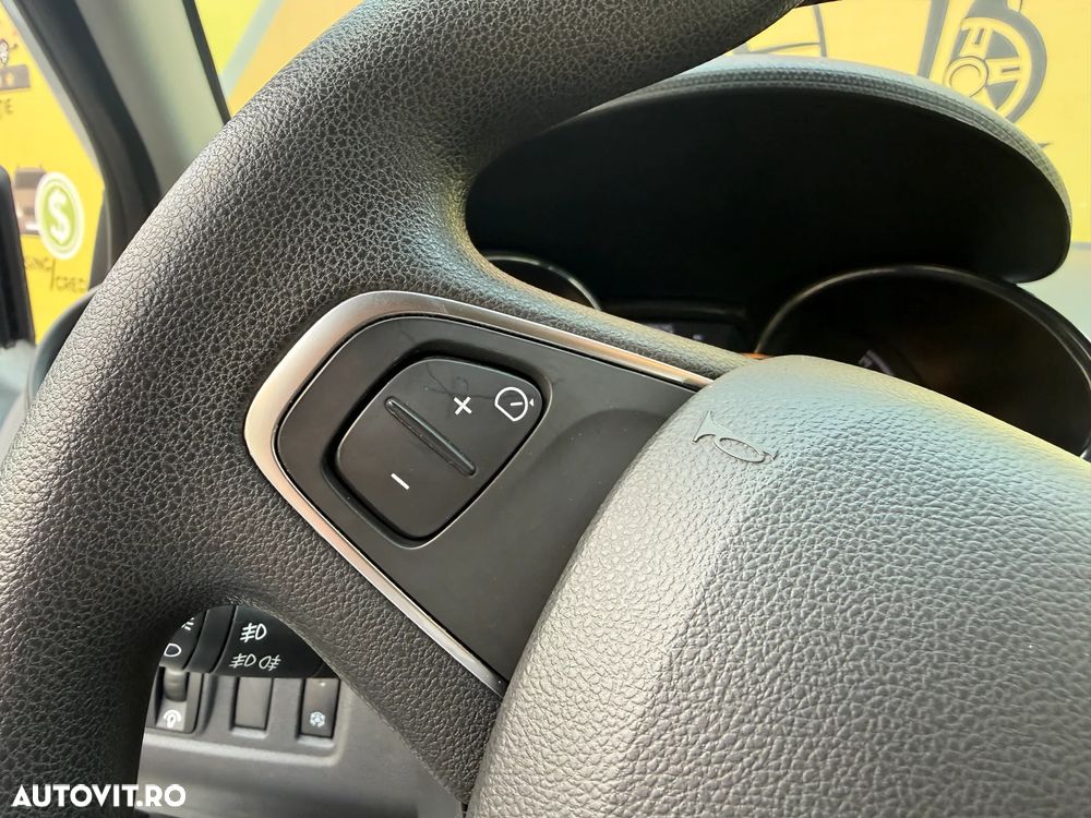 Renault Clio (Energy) TCe 90 Start & Stop LIMITED - 11