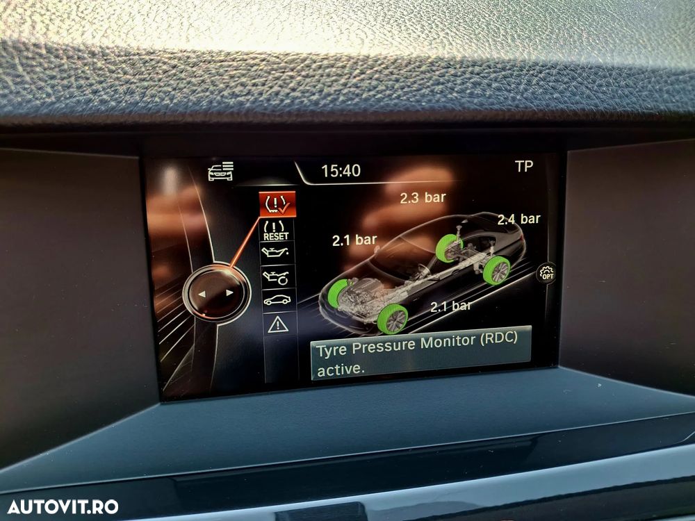 BMW Seria 5 520d Aut. - 26