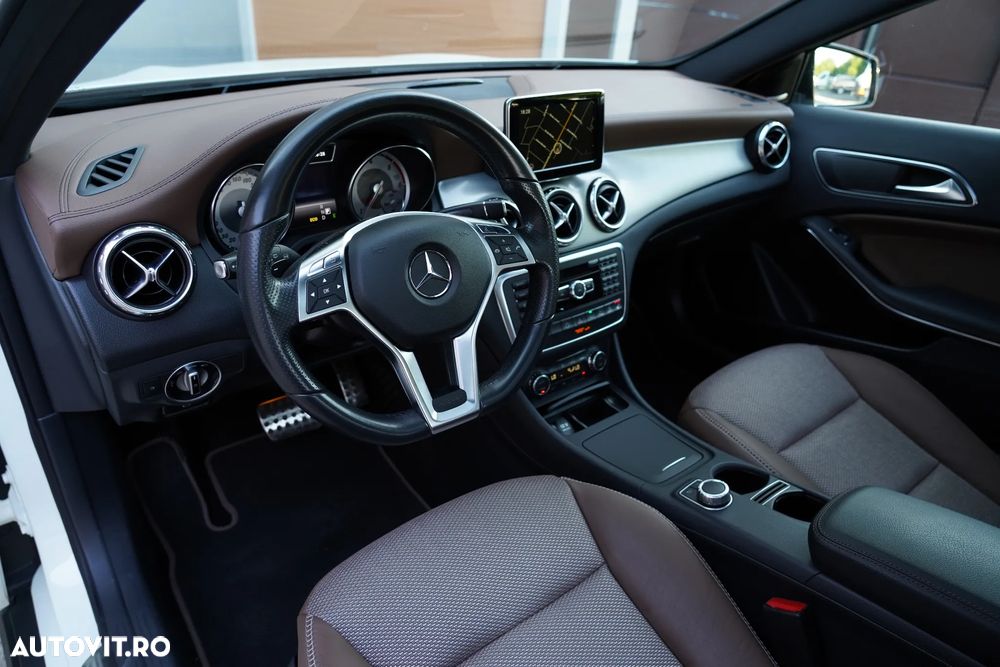 Mercedes-Benz GLA 220 d 7G-DCT AMG Line - 14