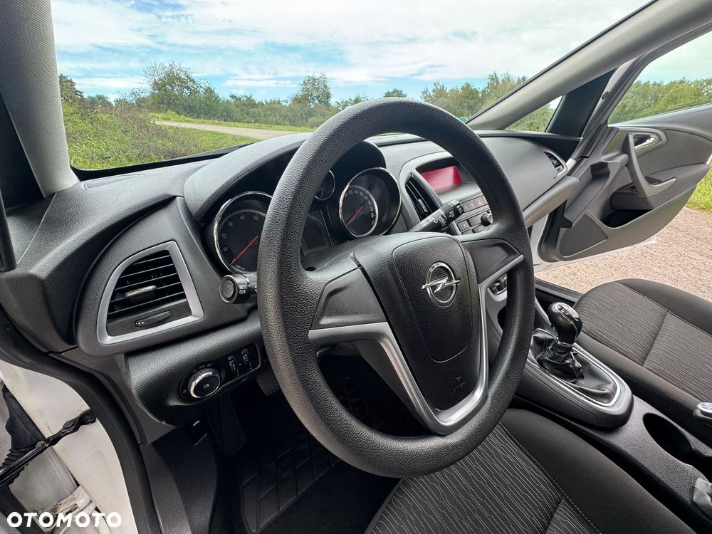 Opel Astra 1.6 Active - 29