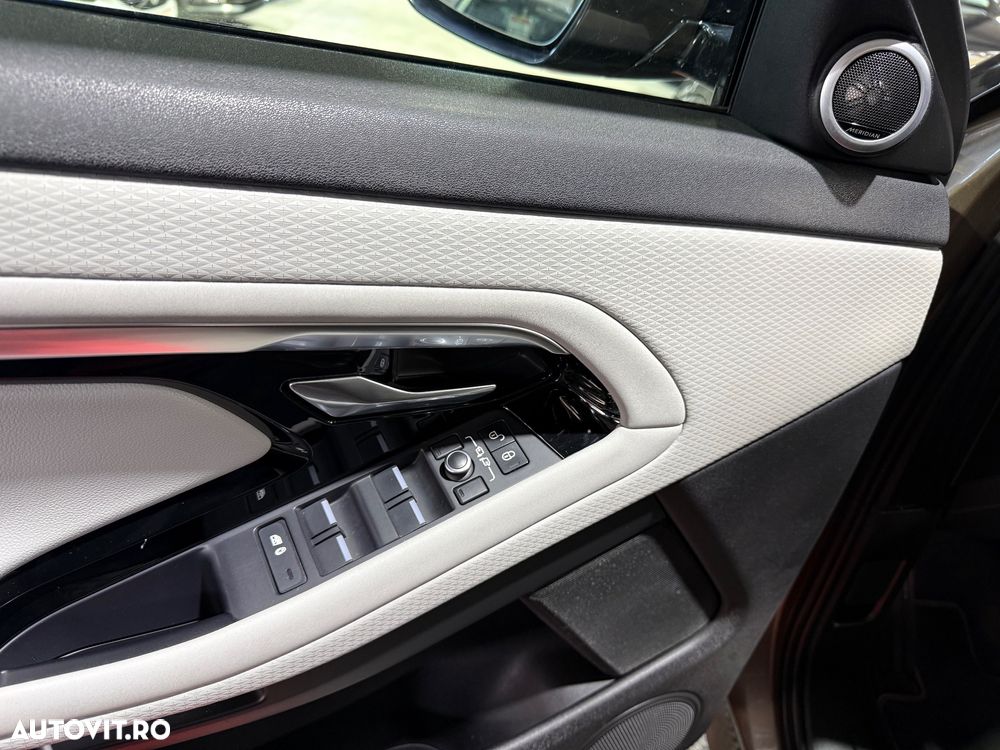 Land Rover Range Rover Evoque 2.0 D180 R-Dynamic HSE - 18