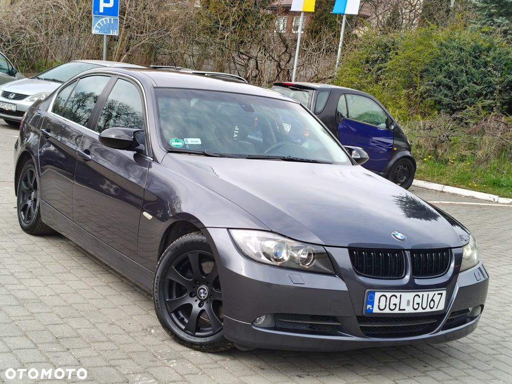 BMW Seria 3 325i - 3