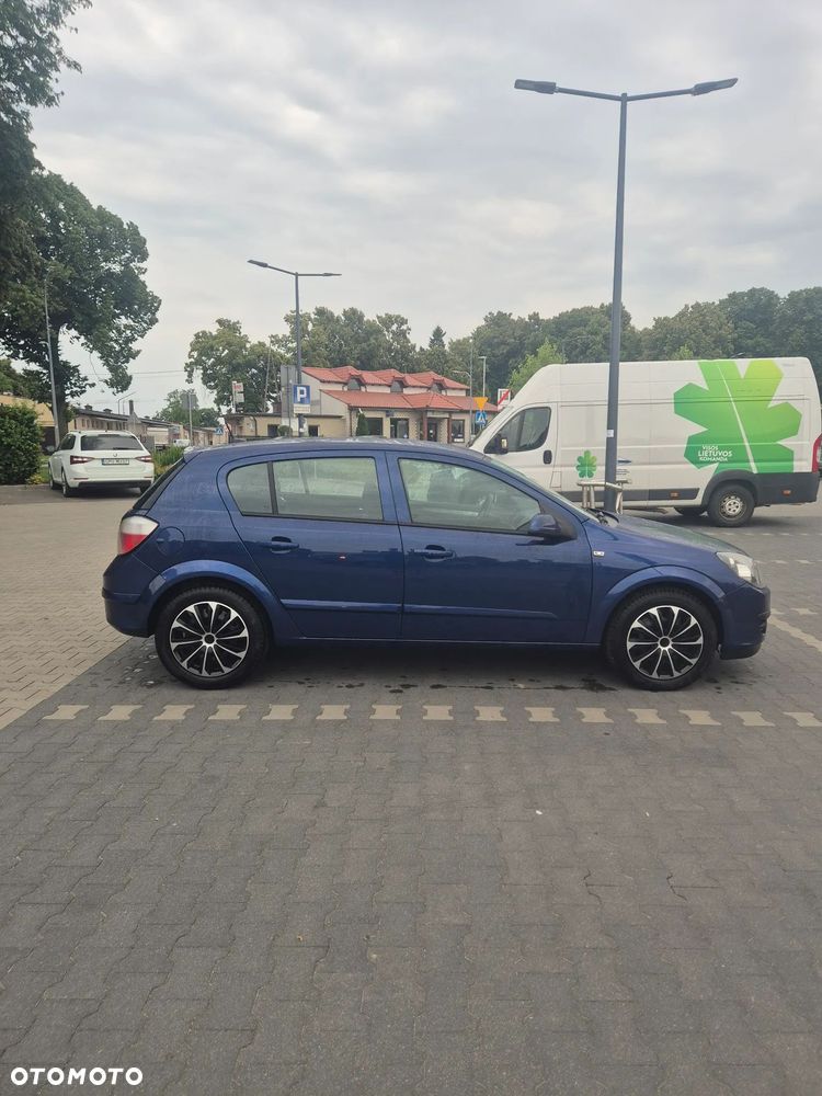 Opel Astra 1.9 CDTI DPF - 4
