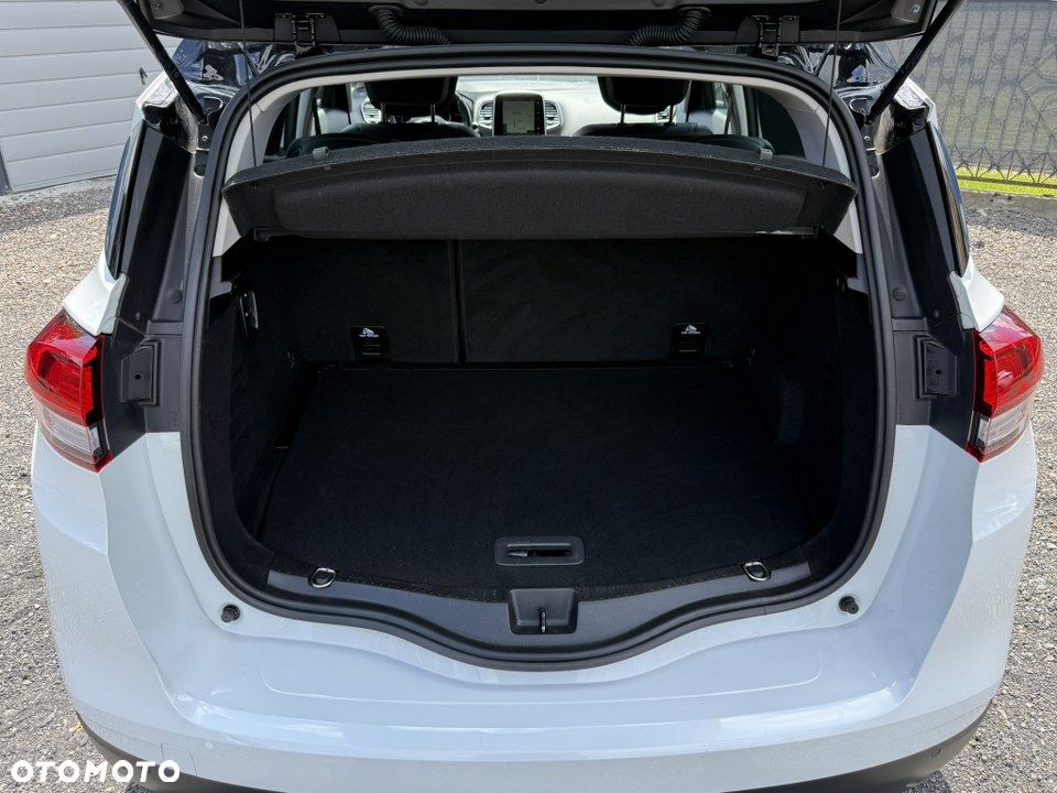 Renault Scenic Energy TCe 130 S&S Bose Edition - 38