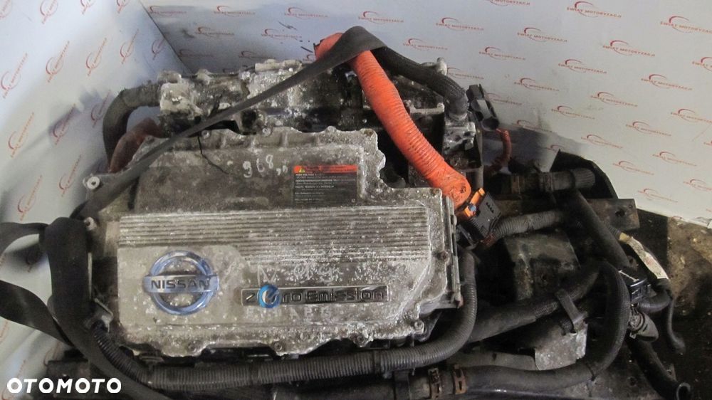 NISSAN LEAF ZE0 EM61 109KM silnik elektryczny + skrzynia - 1