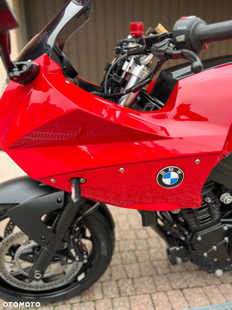 BMW F - 21