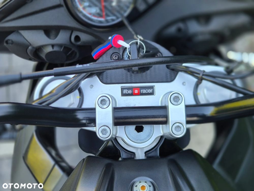 Aprilia Tuono - 27